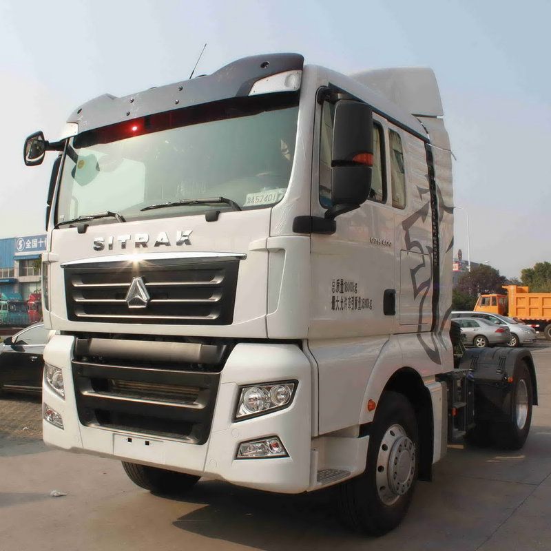 Đầu máy kéo truyền động Sinotruk ZZ4186W361HF1B AMT